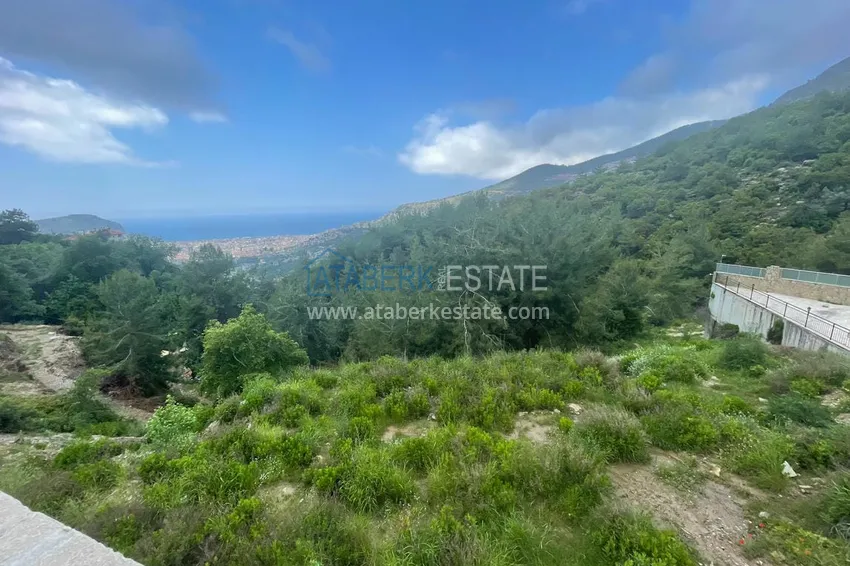 Продажа земли с разрешением на строительство в Алании, район Бекташ 1