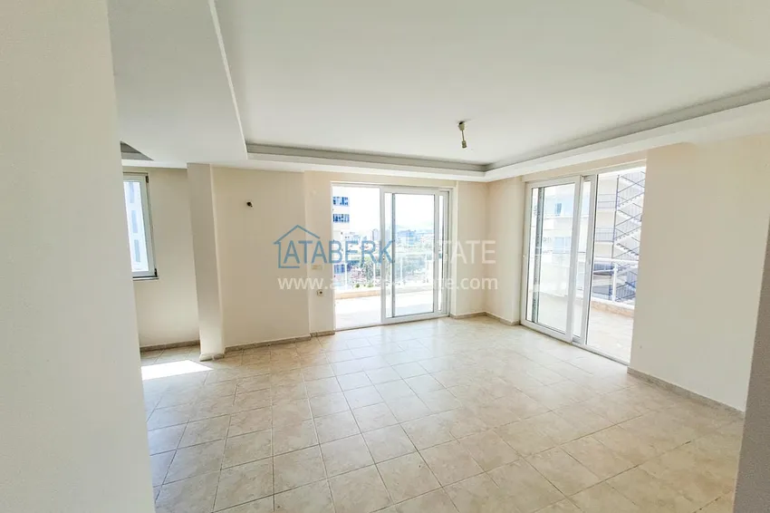 Приобрести Просторная трехкомнатная квартира с видом на море и горы в районе Махмутлар, Алания  7 