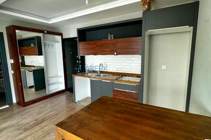 Приобрести Квартира 1+1 в малоэтажном жилом комплексе городского типа Мезитли-Мерсин 2 