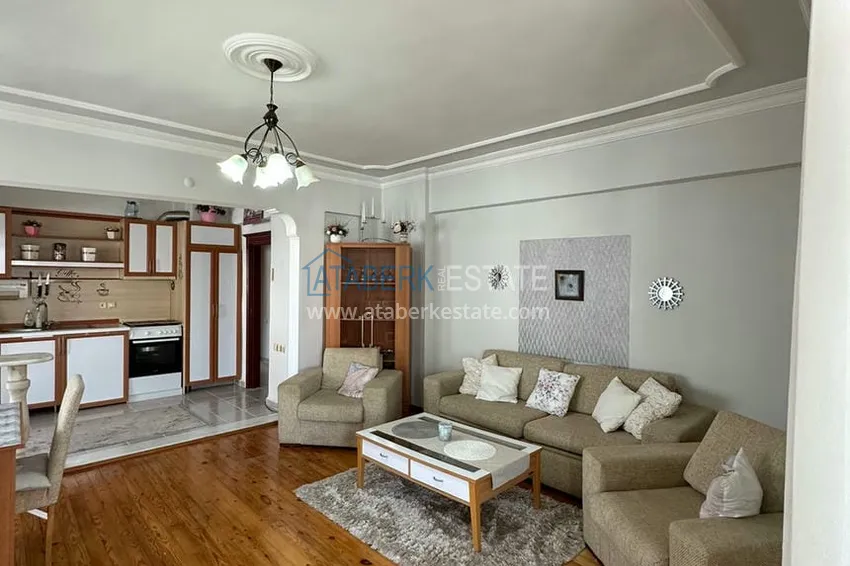 Приобрести Трехкомнатная квартира в уютном комплексе с бассейном в 300 метрах от моря 8