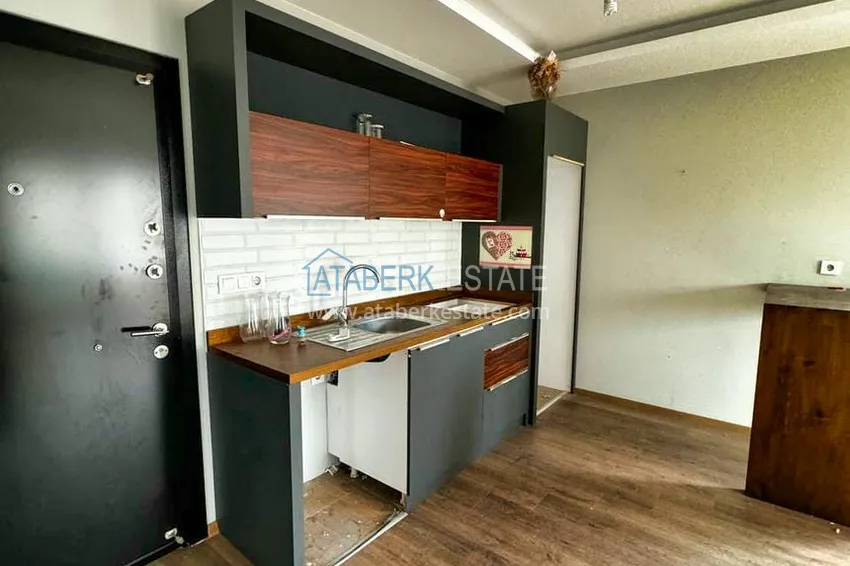 Приобрести Квартира 1+1 в малоэтажном жилом комплексе городского типа Мезитли-Мерсин 5 