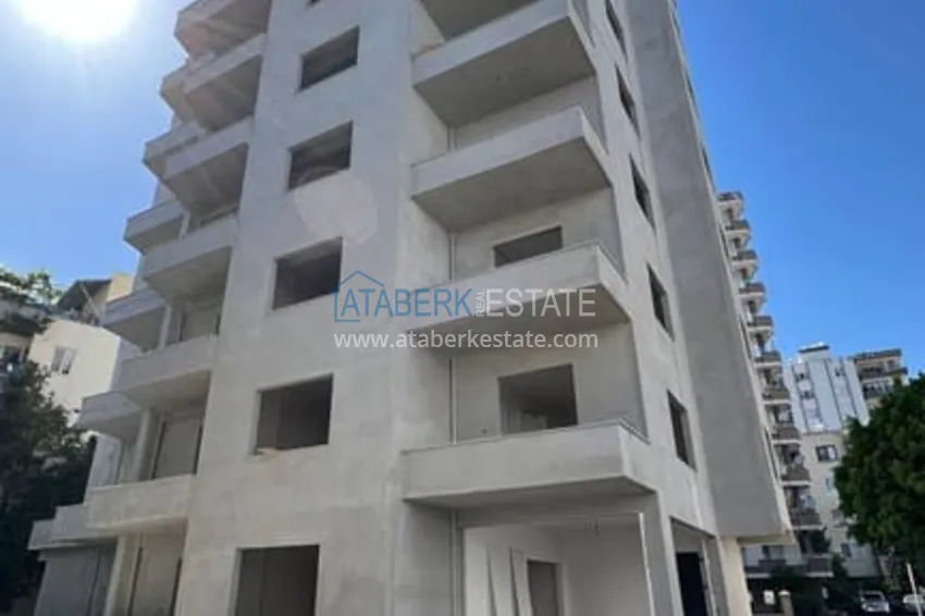 Квартира 1+1 на завершающем этапе строительства в шаговой доступности от моря Эрдемли-Мерсин 1 