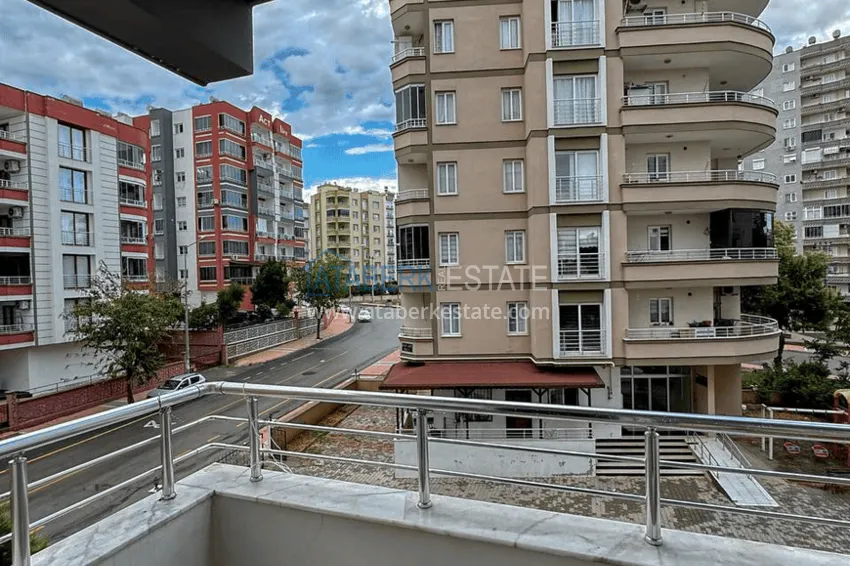 Приобрести Квартира 1+1 в малоэтажном жилом комплексе городского типа Мезитли-Мерсин 12 