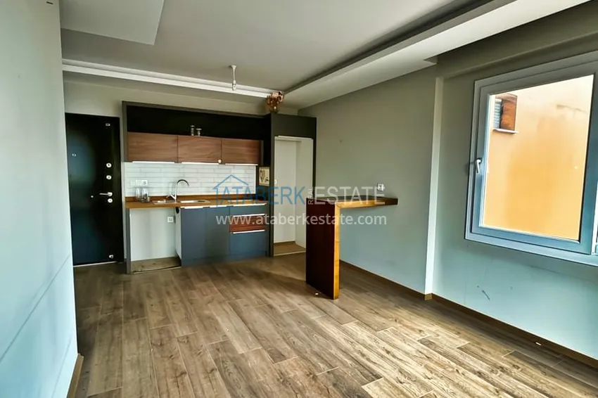 Приобрести Квартира 1+1 в малоэтажном жилом комплексе городского типа Мезитли-Мерсин 9 