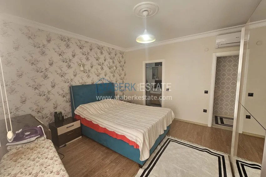 Приобрести Линейная четырехкомнатная квартира с отдельной кухней в районе Джикджилли, Алания 10 