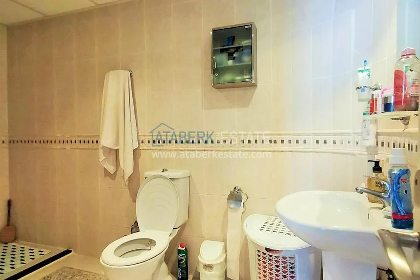 Приобрести Линейная 4-комнатая квартира с мебелью в 200 метрах от моря – Алания, район Оба 11 