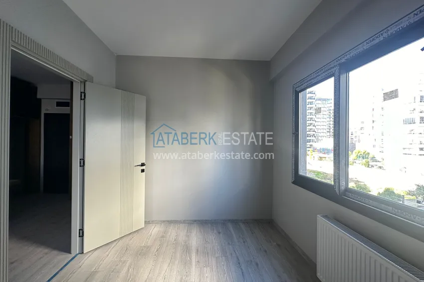 Приобрести Просторные двухкомнатные квартиры в новом комплексе в центре района Мезитли, Мерсин 14 