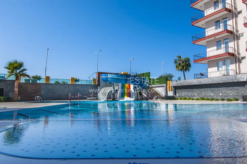 Квартира под ключ с прямым видом на море на первой береговой в Махмутларе, Алания 11 