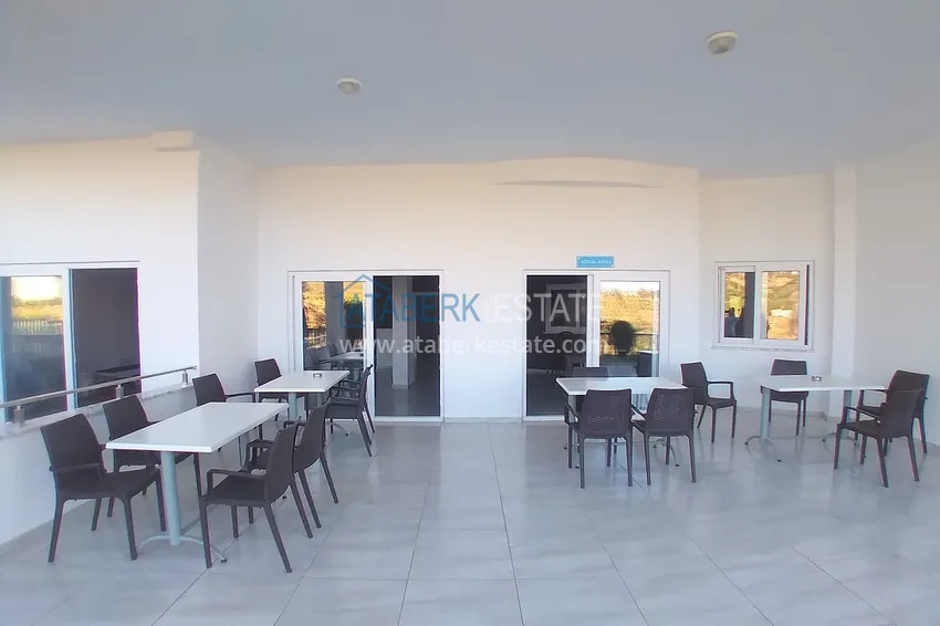 Квартира-студия с мебелью и боковым видом на море в Алании, район Каргыджак 13 