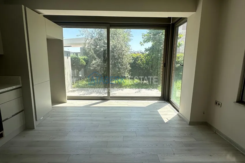 Приобрести Квартиры напрямую от застройщика с чистовой отделкой - новостройка Анталии, Лара, Гюзелоба 9 