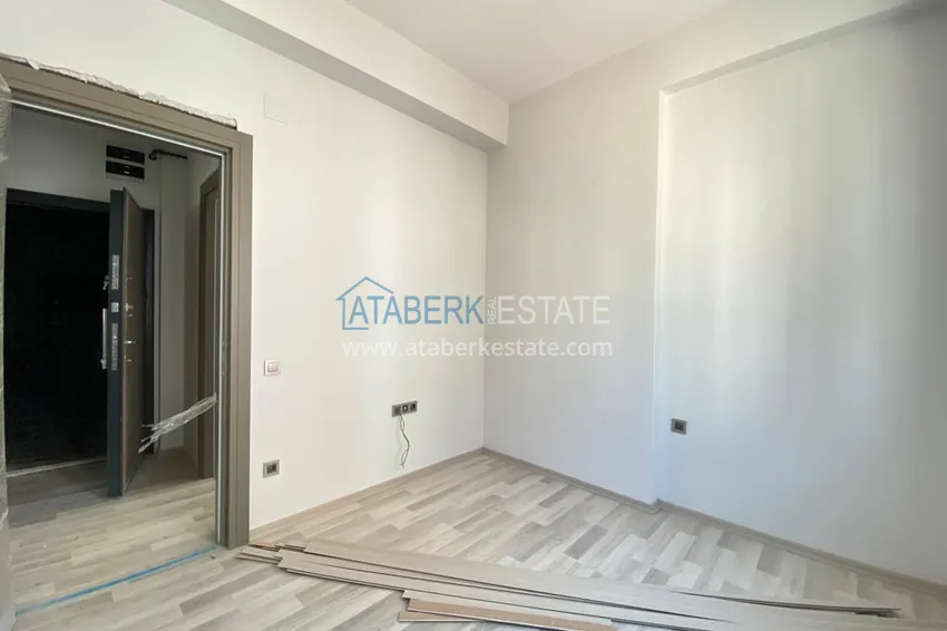 Приобрести Совершенно новая трехкомнатная квартира в Мезитли, Мерсин 15 