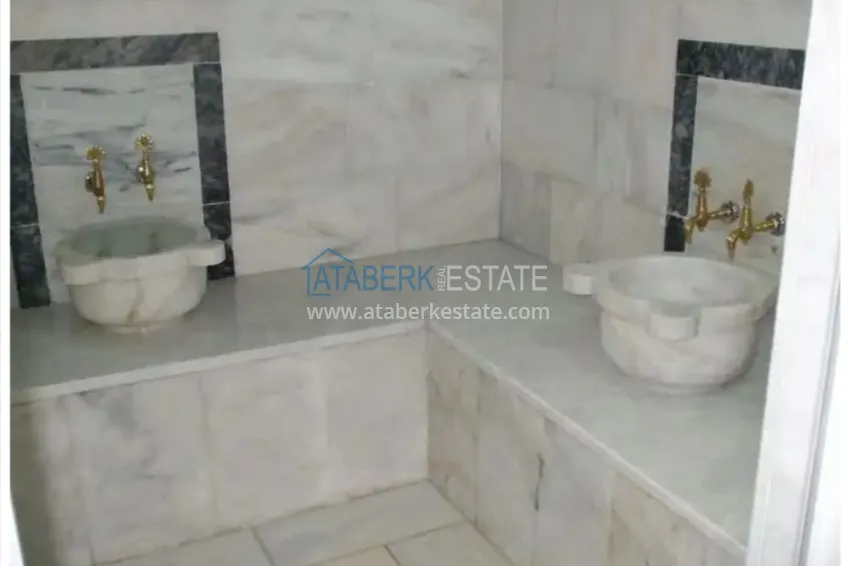 Трехкомнатная квартира с мебелью в Алании, район Махмутлар 16 