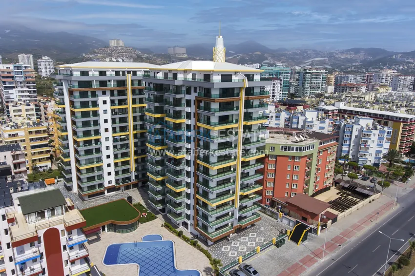 Квартира под ключ с прямым видом на море на первой береговой в Махмутларе, Алания 1 