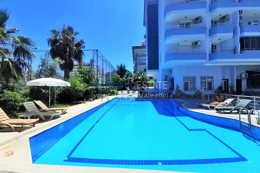 Линейная 4-комнатая квартира с мебелью в 200 метрах от моря – Алания, район Оба 1 