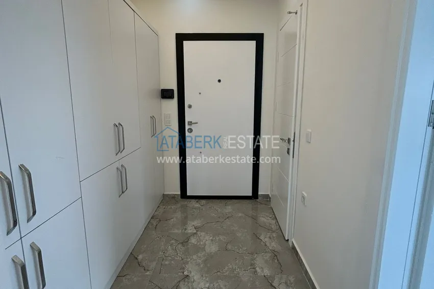 Приобрести Квартира с чистовой отделкой и видом на горы в 200 метрах от моря - район Кестель, Алания 2 