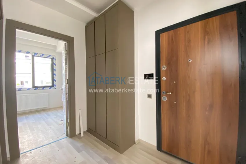 Приобрести Совершенно новая трехкомнатная квартира в Мезитли, Мерсин 1 