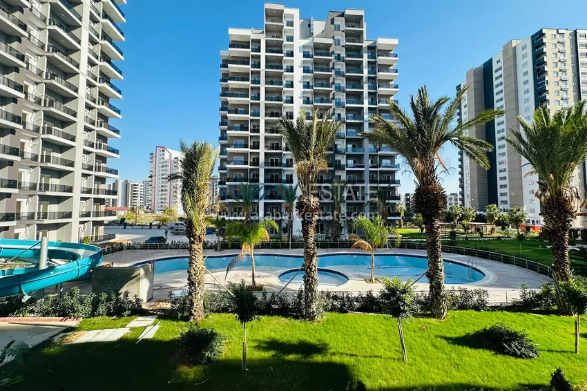 Квартира с чистовой отделкой в 150 метров до моря - Мезитли Тедже, Мерсин 1 