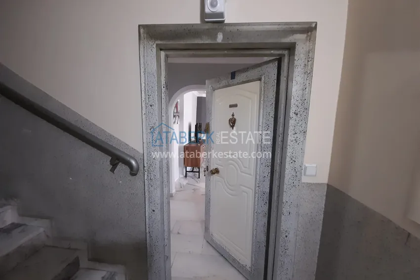 Приобрести Квартира в центре Алании с мебелью в жилом комплексе 1 