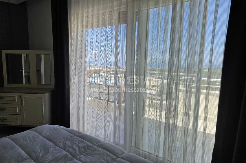 Приобрести Видовой дуплекс с мебелью и джакузи на балконе в Алании, район Махмутлар 24