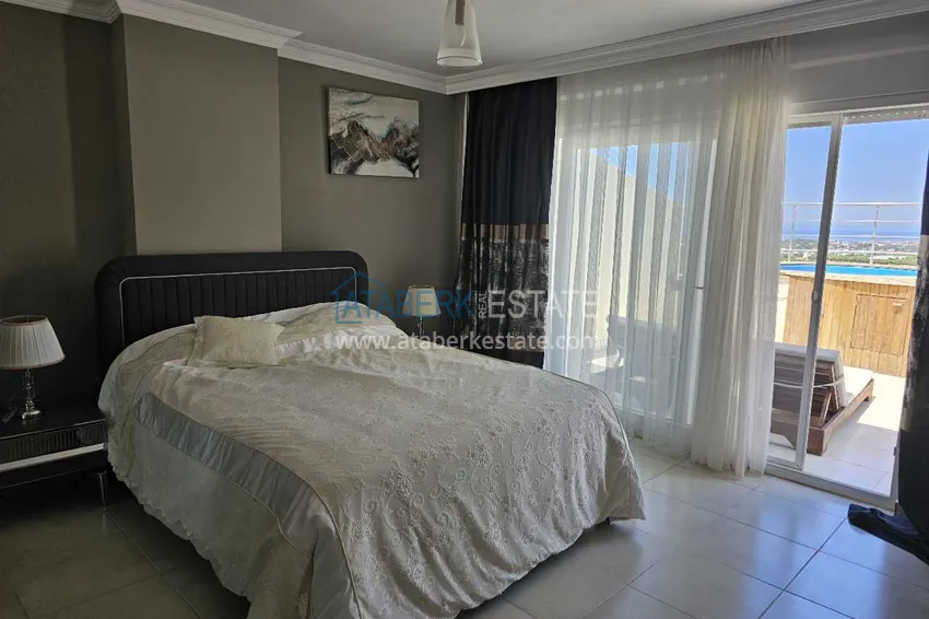 Приобрести Видовой дуплекс с мебелью и джакузи на балконе в Алании, район Махмутлар 28