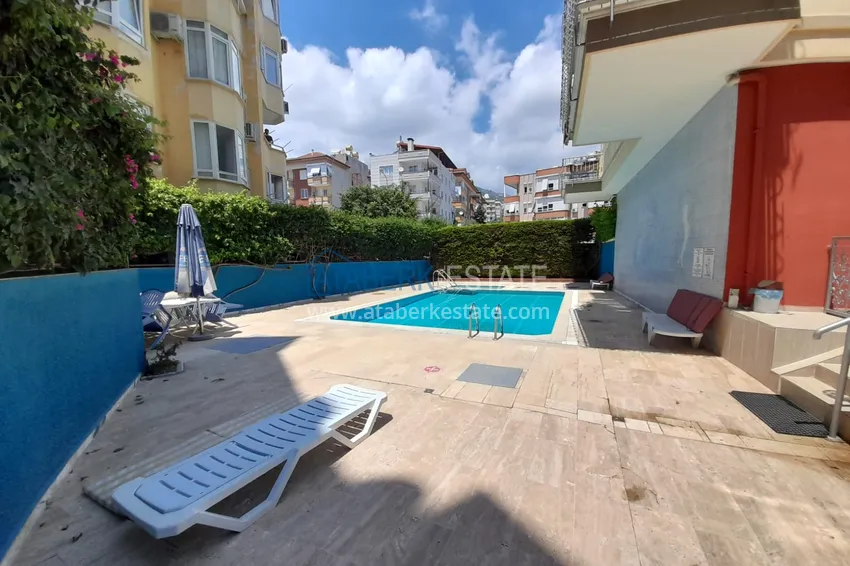 Квартира в центре Алании с мебелью в жилом комплексе 2 