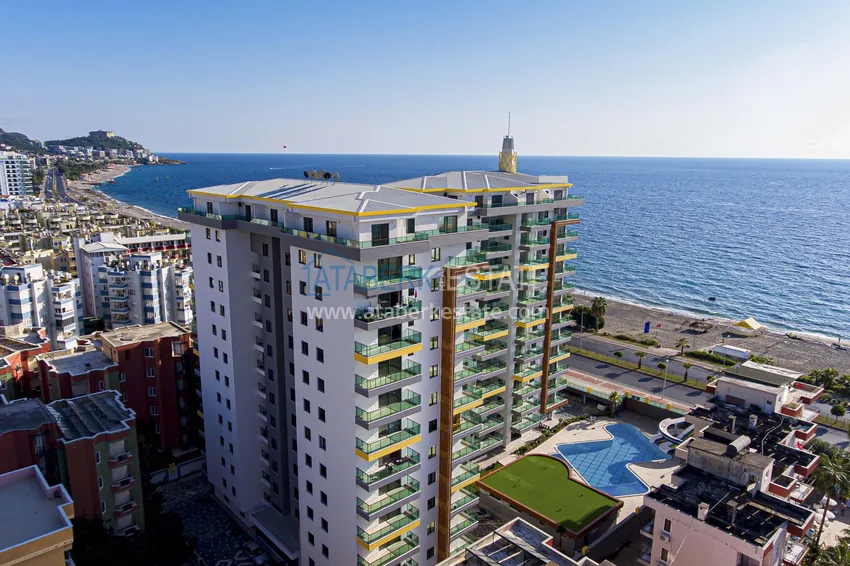 Квартира под ключ с прямым видом на море на первой береговой в Махмутларе, Алания 2 