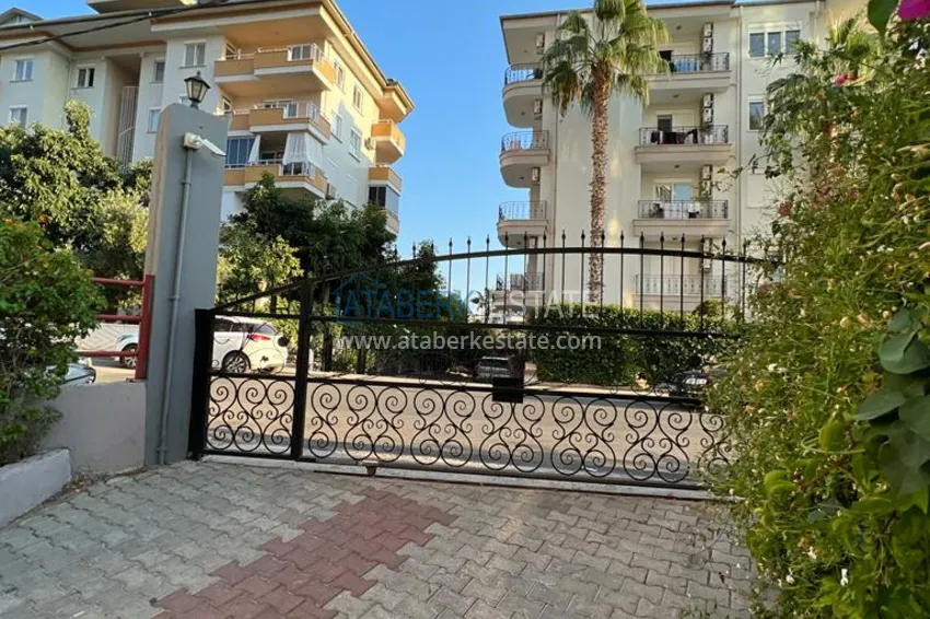 Линейная четырехкомнатная квартира с отдельной кухней в районе Джикджилли, Алания 4 