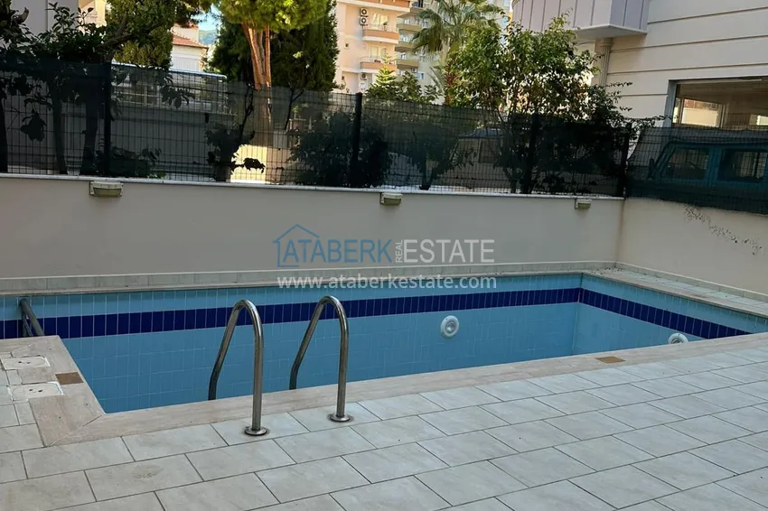 Недвижимость под ВНЖ. Меблированный пентхаус-дуплекс в центре Алании 3