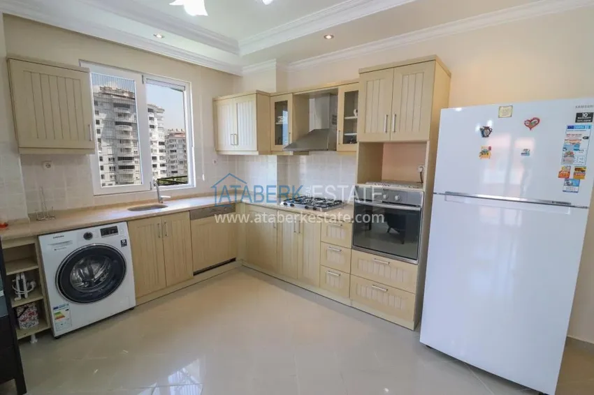 Приобрести Трехкомнатная квартира с мебелью и видом на море в Алании, район Тосмур 4 