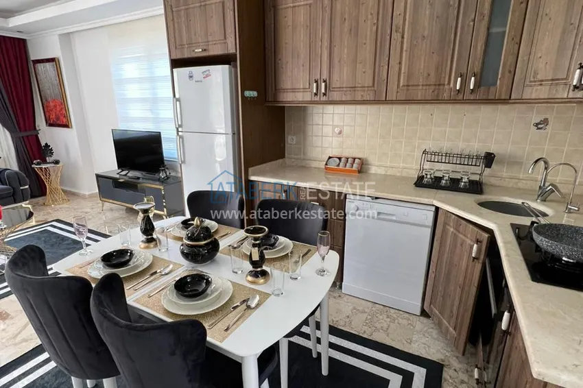 Приобрести Трехкомнатная квартира с мебелью в Алании, район Махмутлар 6 