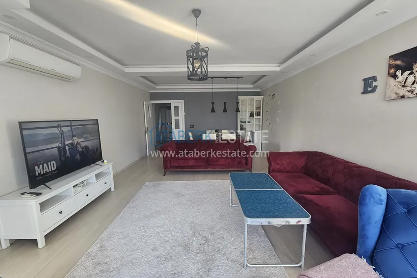 Приобрести Линейная четырехкомнатная квартира с отдельной кухней в районе Джикджилли, Алания 5 