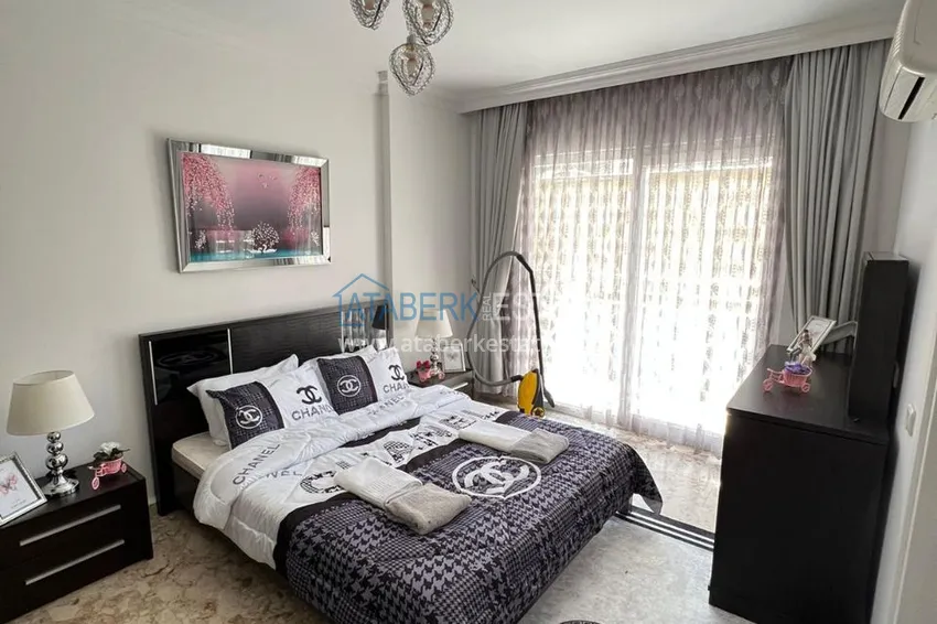 Приобрести Трехкомнатная квартира с мебелью в Алании, район Махмутлар 9 