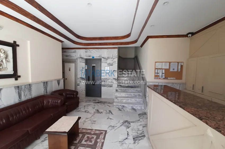 Квартира в центре Алании с мебелью в жилом комплексе 8 