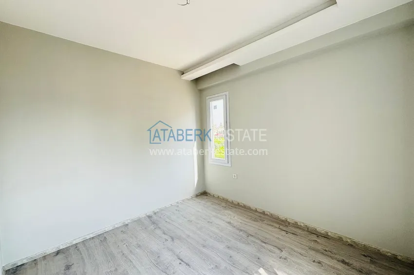 Приобрести Двухкомнатная квартира с застекленным балконом! Новостройки в Мерсине, район Мезитли 9 