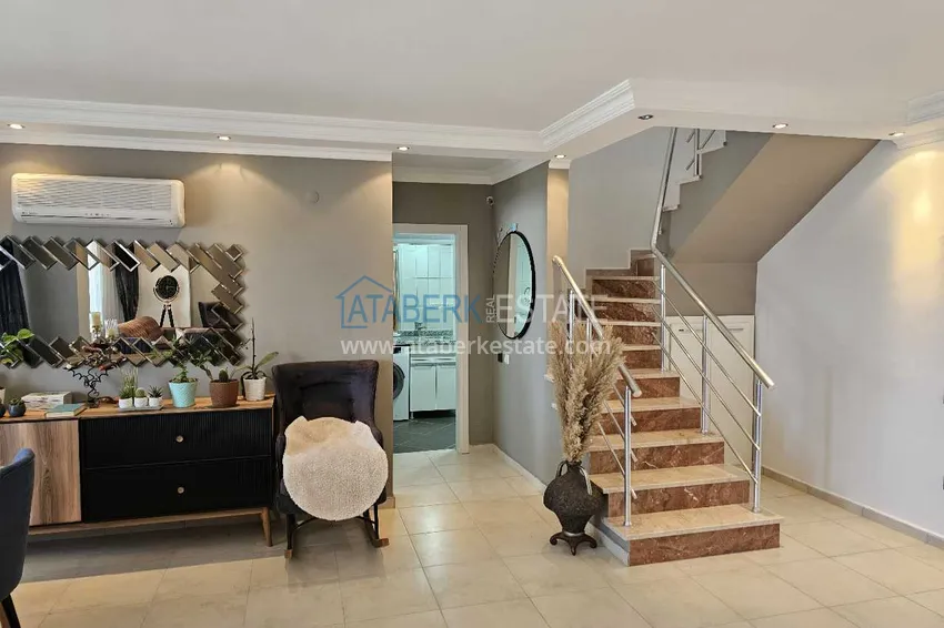 Приобрести Видовой дуплекс с мебелью и джакузи на балконе в Алании, район Махмутлар 10