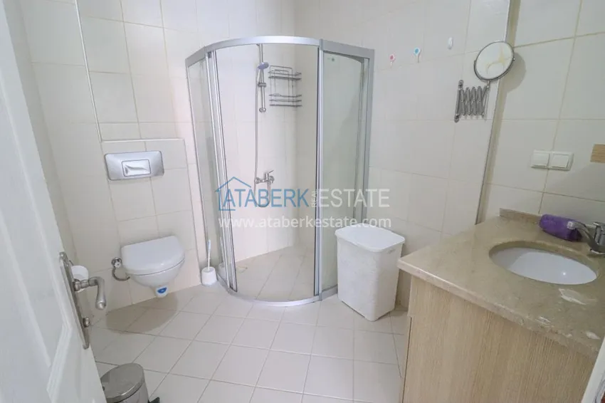 Приобрести Трехкомнатная квартира с мебелью и видом на море в Алании, район Тосмур 9 