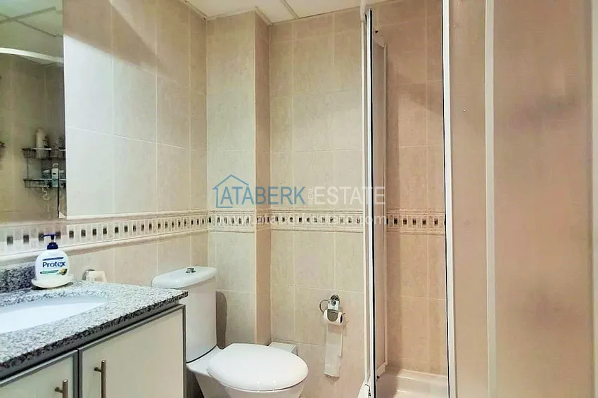 Приобрести Линейная 4-комнатая квартира с мебелью в 200 метрах от моря – Алания, район Оба 10 