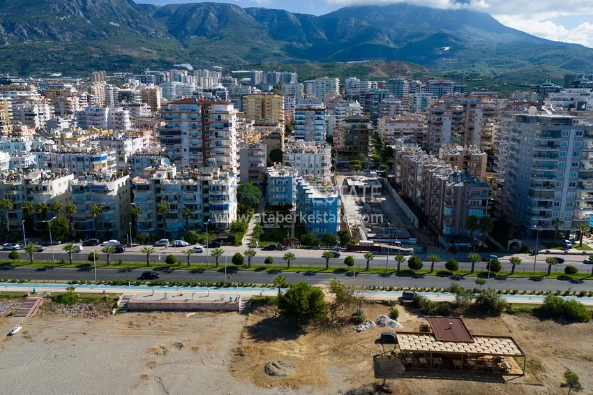 Фото -  Квартиры премиум-класса с видом на море от застройщика на первой береговой в Махмутларе, Алания 1 