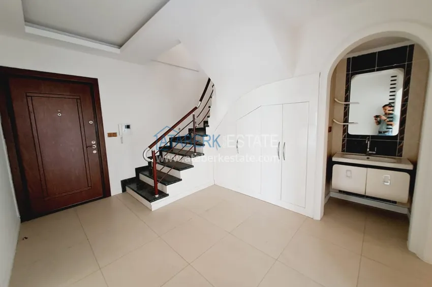 Приобрести Большой дуплекс в центре Алании с отдельной кухней – право на получение гражданства и ВНЖ 1 