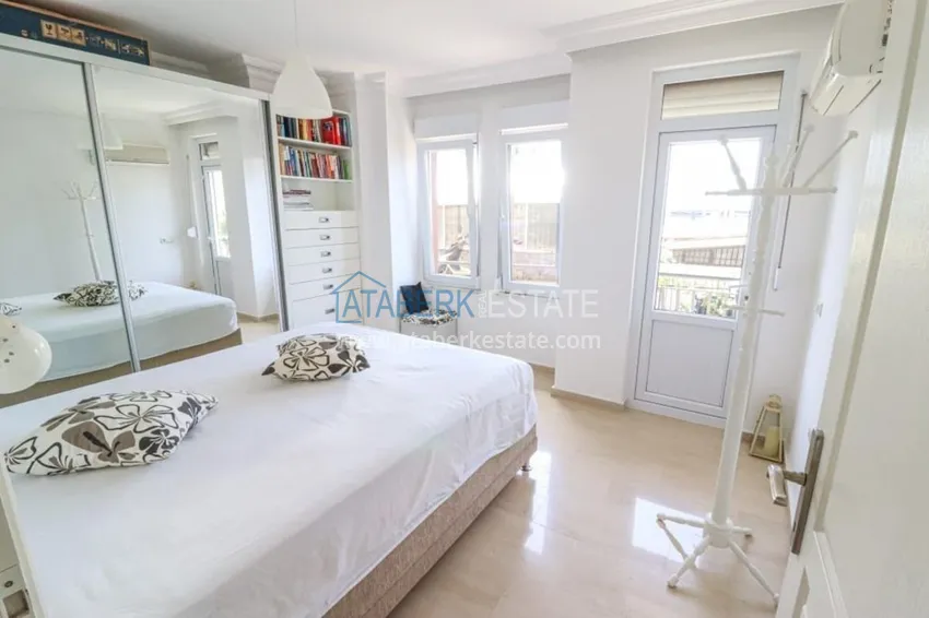 Приобрести  Квартира-дуплекс с мебелью и панорамным видом в центре Алании, историческая часть - Кале 11 