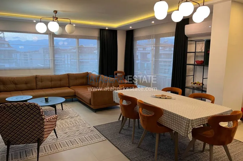 Приобрести Пентхаус-дуплекс с мебелью на первой береговой линии в районе Кестель 12