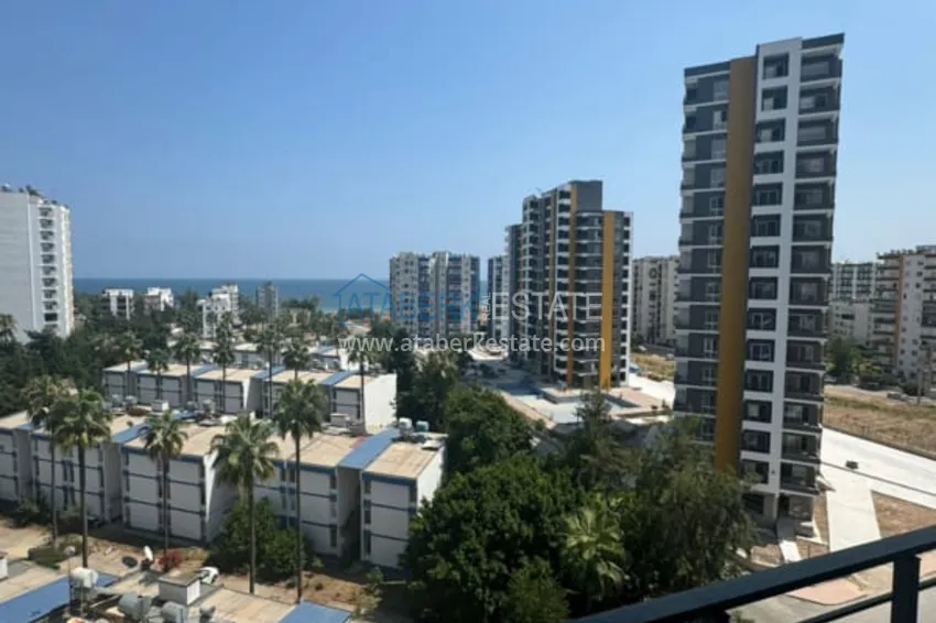 Квартира с качественной отделкой и видом на море в современном комплексе в Мерсине – Мезитли, Тедже 1 