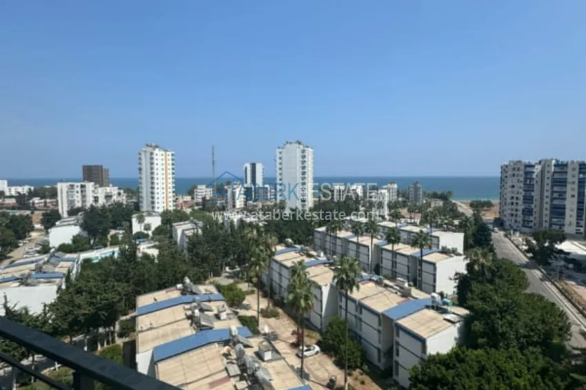 Двухкомнатная квартира с видом на море по доступной цене в районе Тедже, Мерсин 1