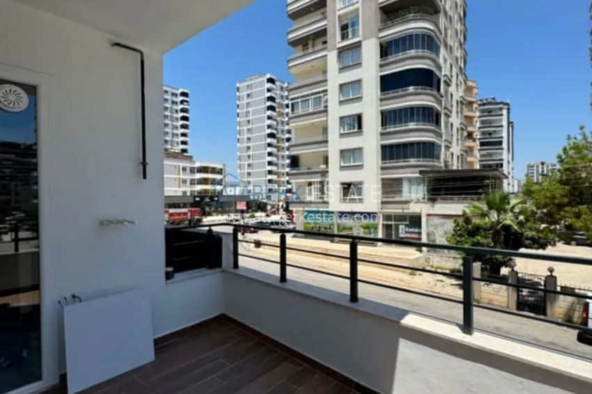 Приобрести Трехкомнатная квартира напрямую от собственника с огромной террасой – район Тедже, Мерсин 16 