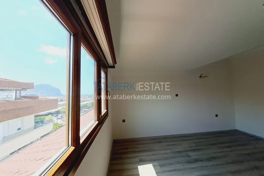 Приобрести Большой дуплекс в центре Алании с отдельной кухней – право на получение гражданства и ВНЖ 24 