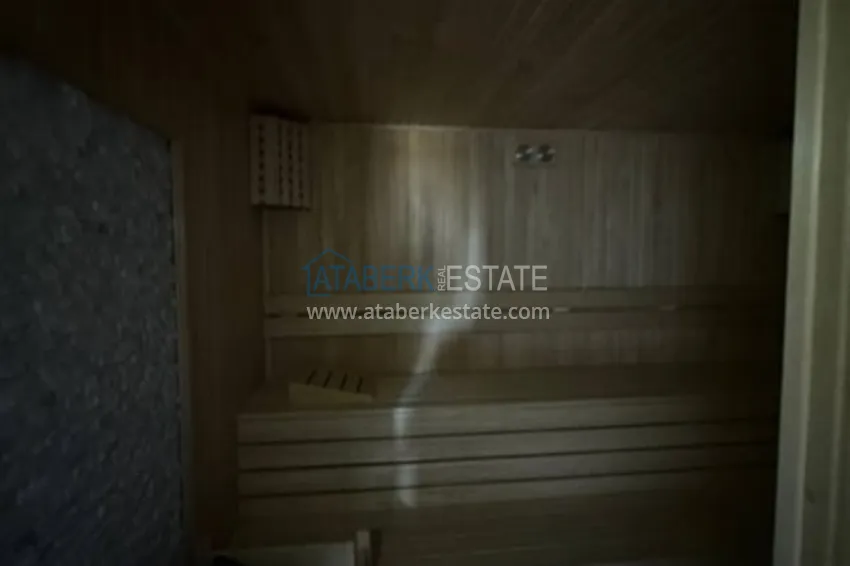 Просторная четырехкомнатная квартира в комплексе сегмента комфорт – Мерсин, Соли 17