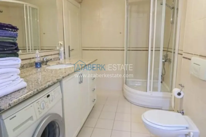 Приобрести  Квартира-дуплекс с мебелью и панорамным видом в центре Алании, историческая часть - Кале 19 