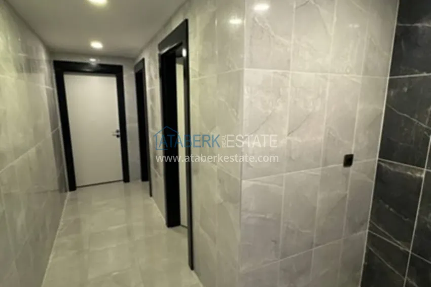 Просторная четырехкомнатная квартира в комплексе сегмента комфорт – Мерсин, Соли 18