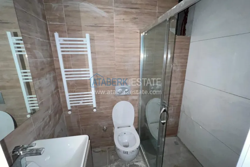 Приобрести Просторная четырехкомнатная квартира в комплексе сегмента комфорт – Мерсин, Соли 20