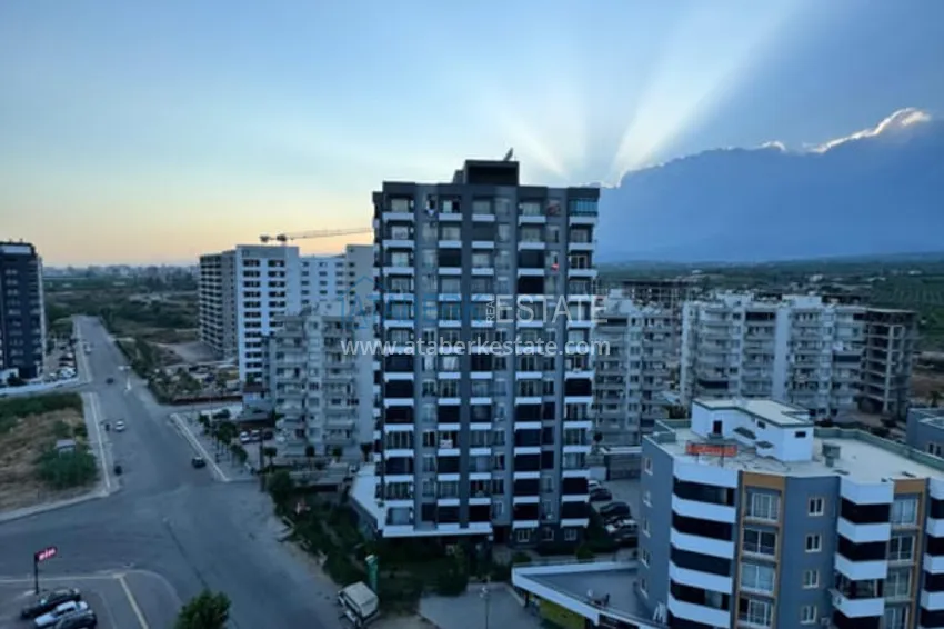 Двухкомнатный пентхаус с частичным видом на море в Мерсине, Тедже 1 